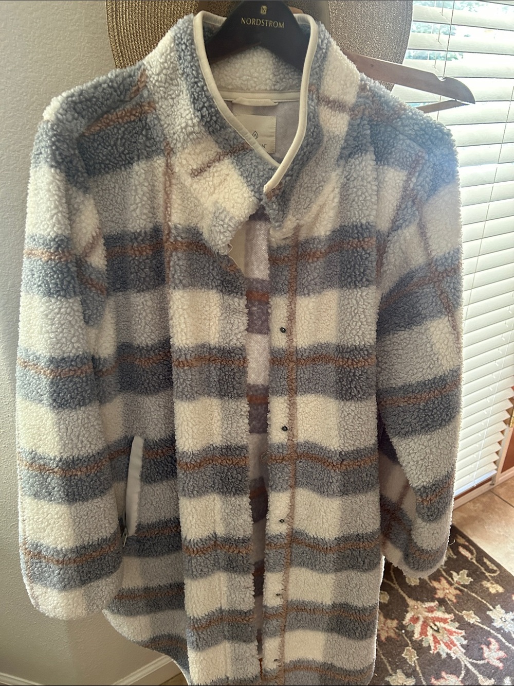 Nordstrom Womens Plush Sherpa Plaid Coat in Cream and Gray